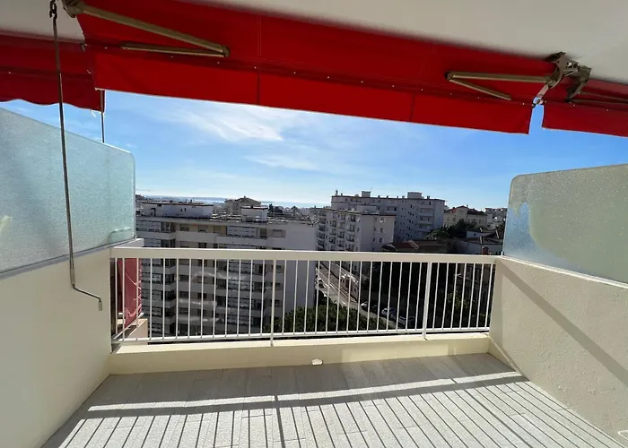 Santa Catalina Cannes